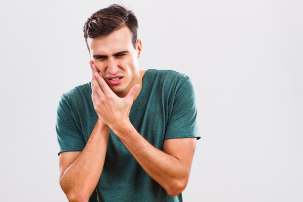 Emergency Dentist Vs  Oral Surgeons