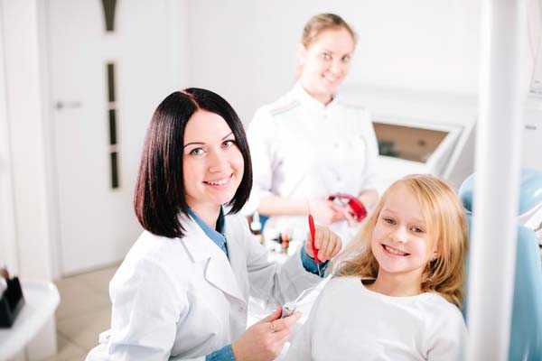 How Can I Find The Right Family Dentist Near Me?